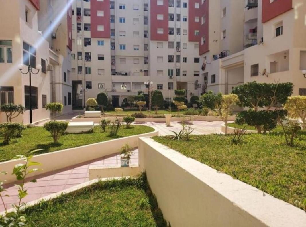 Appartement S1 Jardins L Aouina Tunis Exterior photo